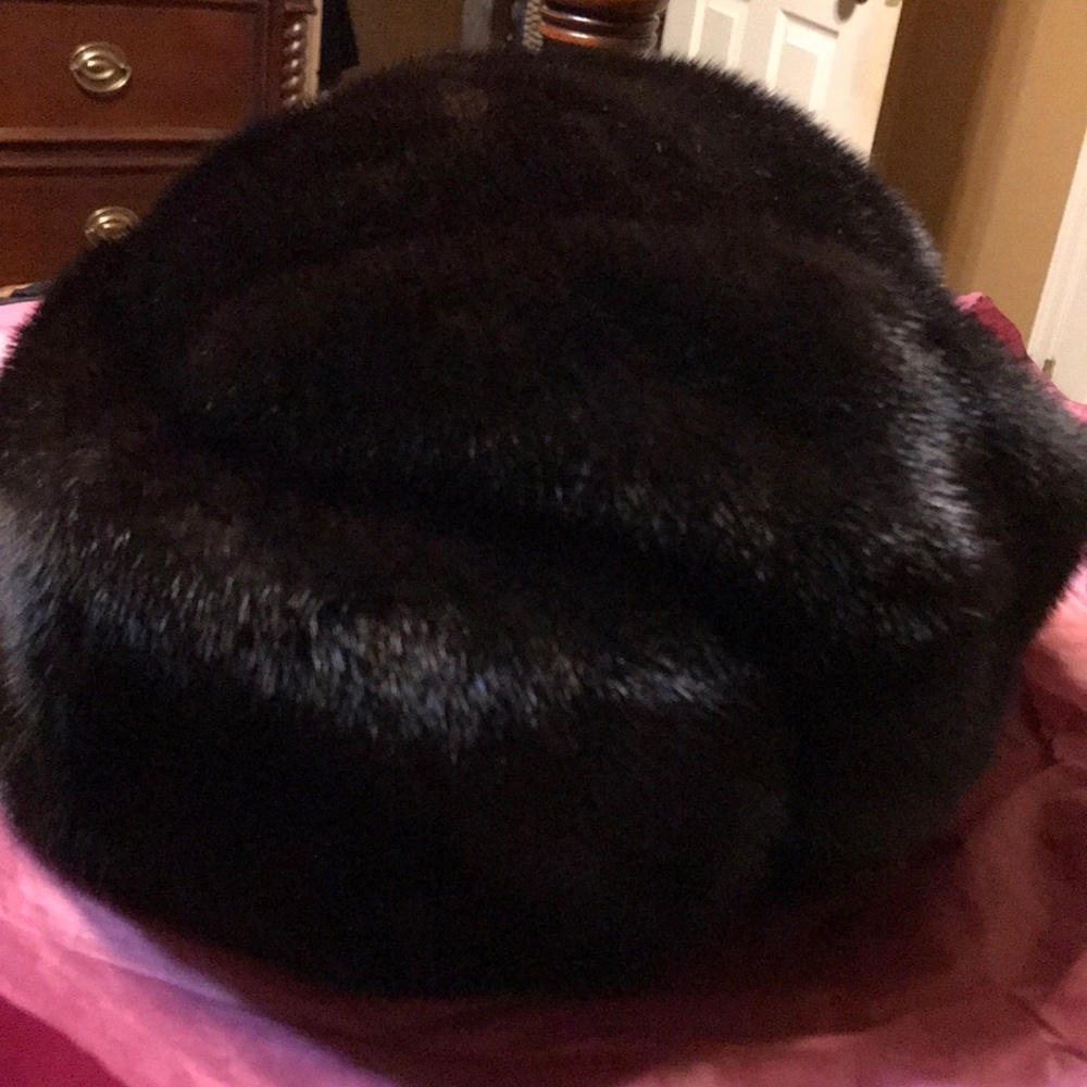 Mink hat - Picture 2 of 4